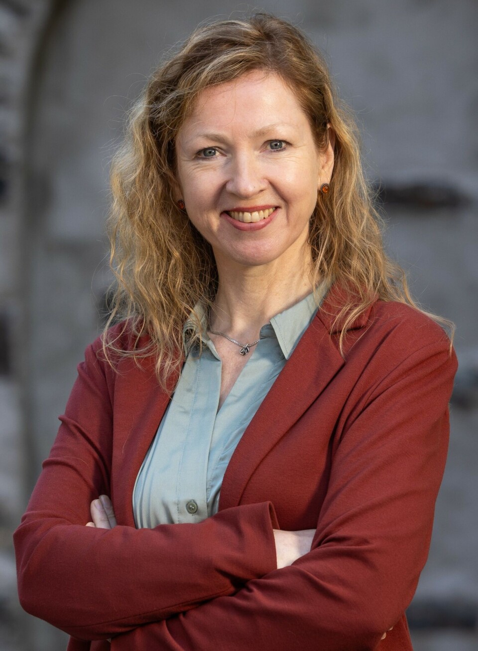 Åslaug Ommundsen at the University of Bergen once earned her PhD on manuscripts with sequences. There were thousands of missals, which disappeared. Un manuscrit du XIIIe siècle relié en peau de phoque pourrait être le plus ancien livre de Norvège. - 7