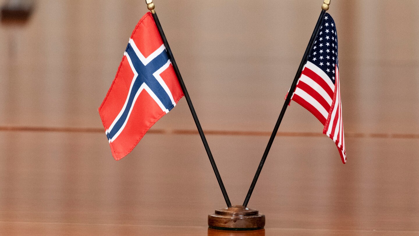 Un ancien garde de l'ambassade des États-Unis en Norvège condamné pour espionnage par un tribunal d'Oslo 4 Un ancien garde de l'ambassade des États-Unis en Norvège condamné pour espionnage par un tribunal d'Oslo - 3