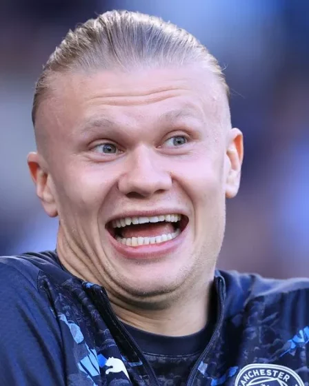 La petite amie d'Erling Haaland fait une remarque révélatrice en regardant le match de Manchester United. 29 La petite amie d'Erling Haaland fait une remarque révélatrice en regardant le match de Manchester United. - 28