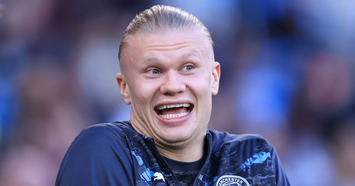 La petite amie d'Erling Haaland fait une remarque révélatrice en regardant le match de Manchester United. 10 La petite amie d'Erling Haaland fait une remarque révélatrice en regardant le match de Manchester United. - 9