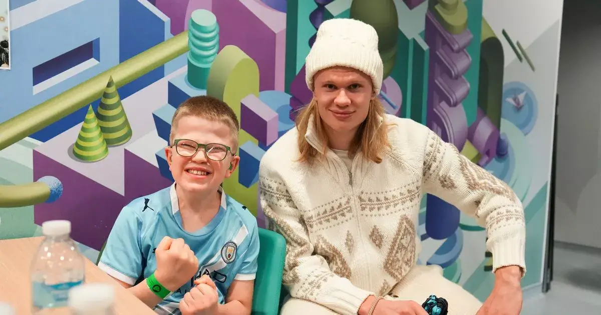 Erling Haaland parle de la renaissance de Man City, de la nouvelle ère et du joueur « incroyable » qui fait toute la différence. 8 Erling Haaland parle de la renaissance de Man City, de la nouvelle ère et du joueur « incroyable » qui fait toute la différence. - 7