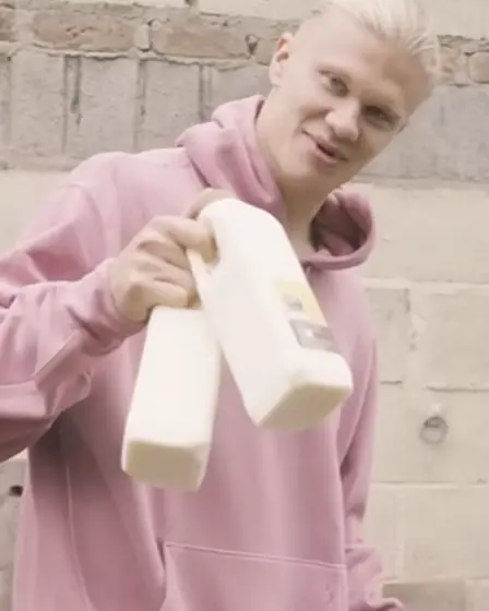 Pourquoi consommer du lait cru comme Erling Haaland de Man City pourrait ne pas être sûr. 2 Pourquoi consommer du lait cru comme Erling Haaland de Man City pourrait ne pas être sûr. - 1