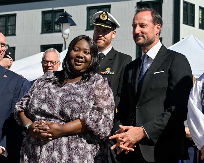 Le prince héritier Haakon se joint aux New-Yorkais pour célébrer les 200 ans de l'héritage norvégien américain - Brooklyn Paper 40 Le prince héritier Haakon se joint aux New-Yorkais pour célébrer les 200 ans de l'héritage norvégien américain - Brooklyn Paper - 39