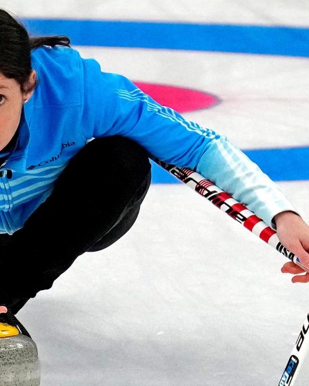 L'équipe Peterson élimine la Norvège et se qualifie pour les Jeux olympiques d'hiver 14 L'équipe Peterson élimine la Norvège et se qualifie pour les Jeux olympiques d'hiver - 13
