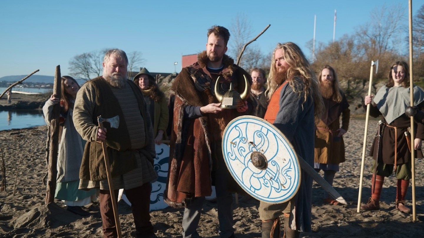 Jordan Klepper parle de paix dans sa dernière émission spéciale du Daily Show 4 Jordan Klepper parle de paix dans sa dernière émission spéciale du Daily Show - 3