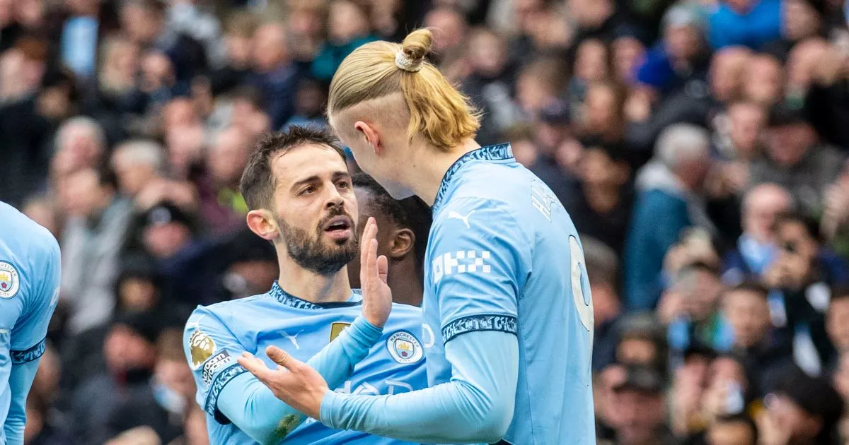 Erling Haaland marque en premier pour Man City tout en côtoyant les légendes du club 4 Erling Haaland marque en premier pour Man City tout en côtoyant les légendes du club - 3