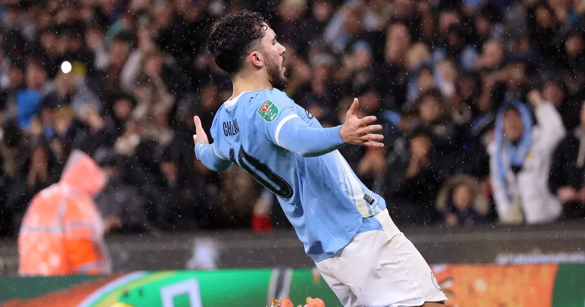 Rayan Cherki imite Erling Haaland tandis que Man City adresse un message à Arsenal 4 Rayan Cherki imite Erling Haaland tandis que Man City adresse un message à Arsenal - 3