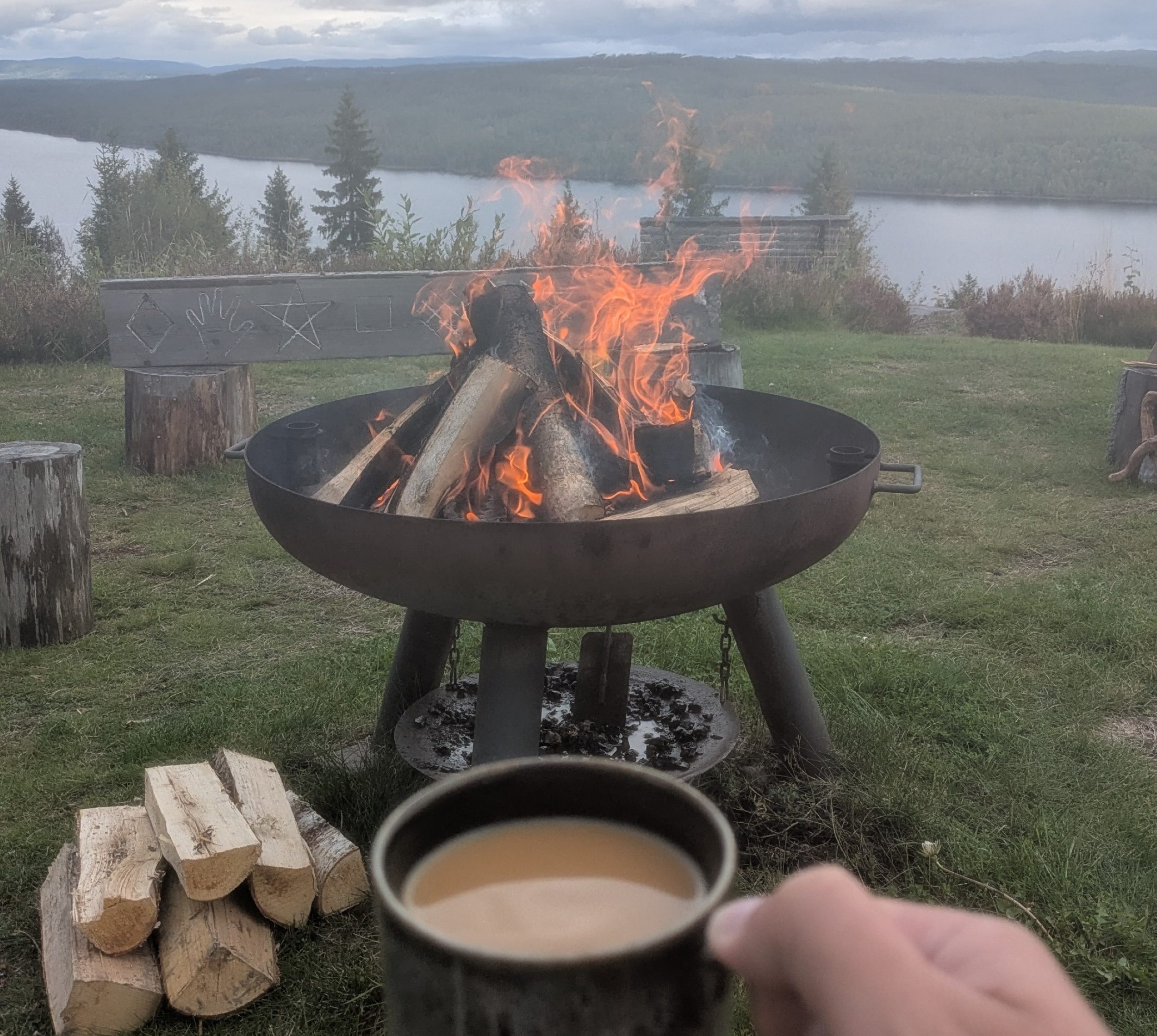 Up Norway Travel - Le manuel 10 Feu, flamme, poêle à frire