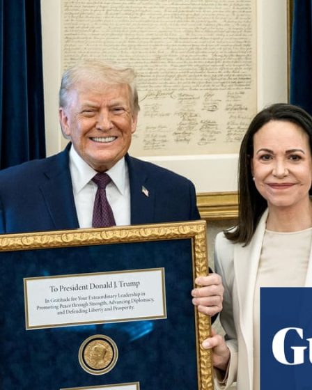 Donald Trump lie ses menaces envers le Groenland à son échec au prix Nobel alors que la guerre commerciale avec l'UE menace | Groenland 15 Donald Trump lie ses menaces envers le Groenland à son échec au prix Nobel alors que la guerre commerciale avec l'UE menace | Groenland - 14