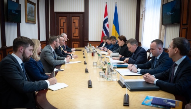 L'Ukraine remet à la Norvège la liste des équipements nécessaires à la réparation du secteur énergétique 4 L'Ukraine remet à la Norvège la liste des équipements nécessaires à la réparation du secteur énergétique - 3