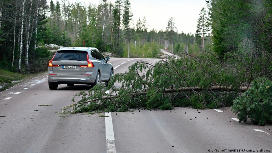 Une importante tempête hivernale balaie les pays nordiques - DW - 27/12/2025 4 Une importante tempête hivernale balaie les pays nordiques - DW - 27/12/2025 - 3