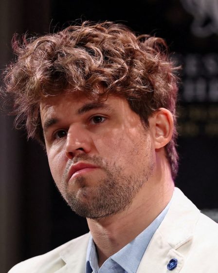 Le Norvégien Carlsen remporte son sixième titre mondial aux échecs rapides au Qatar 5 Le Norvégien Carlsen remporte son sixième titre mondial aux échecs rapides au Qatar - 4