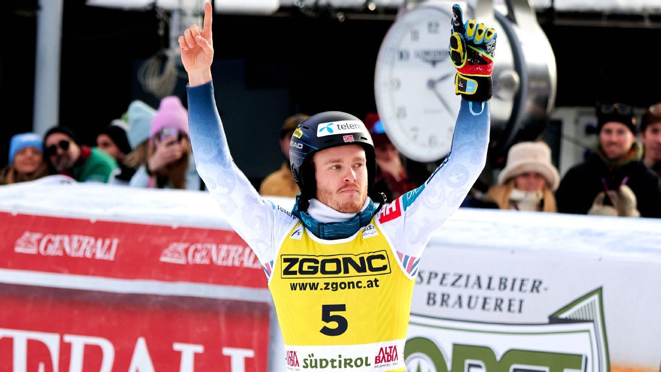 La Norvégienne Atle Lie McGrath bat la championne olympique et remporte le slalom de la Coupe du monde 4 La Norvégienne Atle Lie McGrath bat la championne olympique et remporte le slalom de la Coupe du monde - 3