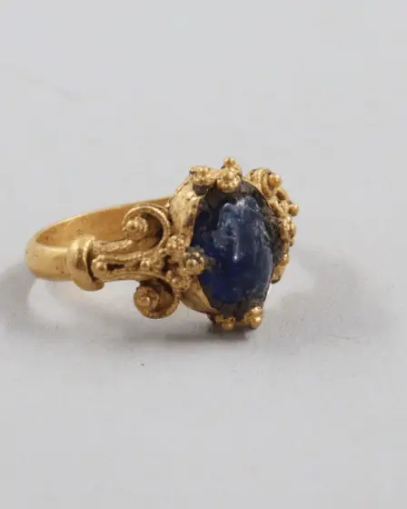 Une bague médiévale ouvragée découverte dans la plus ancienne ville de Norvège 29 Une bague médiévale ouvragée découverte dans la plus ancienne ville de Norvège - 28