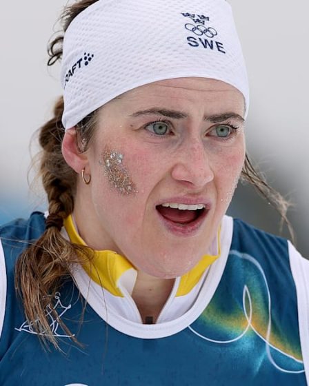 La Norvège remporte le relais féminin 4 x 7,5 km après qu'Ebba Anderson, de Suède, ait couru avec un seul ski 2 La Norvège remporte le relais féminin 4 x 7,5 km après qu'Ebba Anderson, de Suède, ait couru avec un seul ski - 1