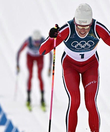 Le Norvégien Johannes Høsflot Klaebo devient le premier athlète à remporter six médailles d'or aux Jeux d'hiver 2 Le Norvégien Johannes Høsflot Klaebo devient le premier athlète à remporter six médailles d'or aux Jeux d'hiver - 1