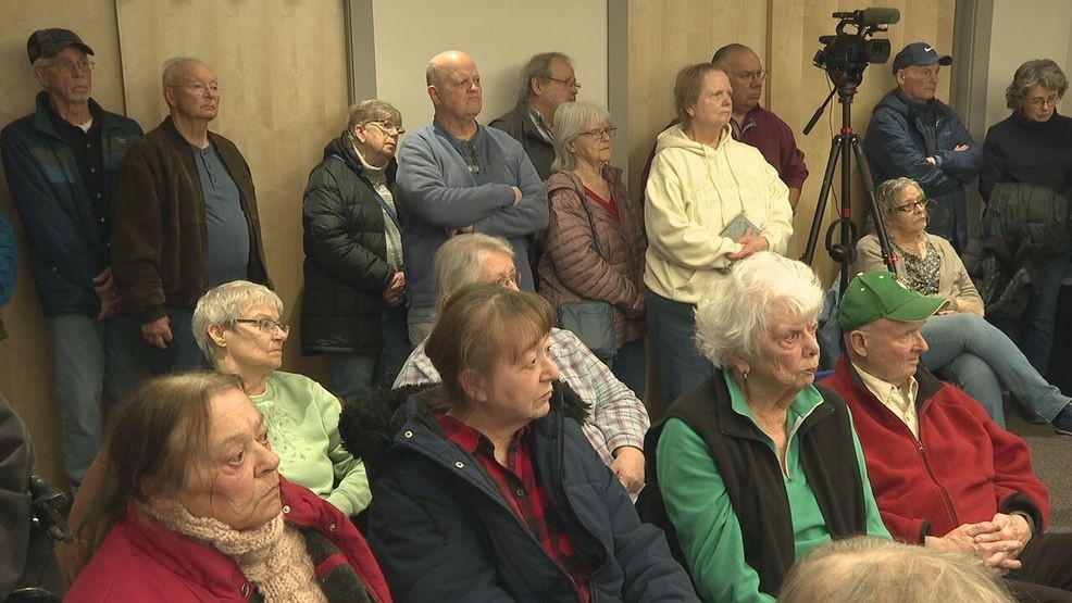 Norway envisage de geler les hausses de loyer dans les parcs de mobil-homes 7 Les résidents de Norway Commons affirment que leur loyer mensuel a augmenté de près de 300 dollars au cours des dernières années seulement. (WGME)