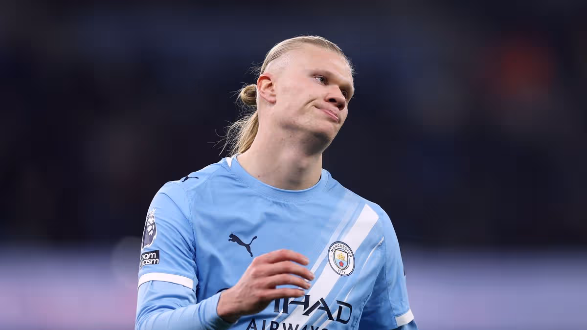 Ce qu'Erling Haaland a fait après un moment controversé pour Man City contre Nottingham Forest en dit long. 29 Ce qu'Erling Haaland a fait après un moment controversé pour Man City contre Nottingham Forest en dit long. - 28