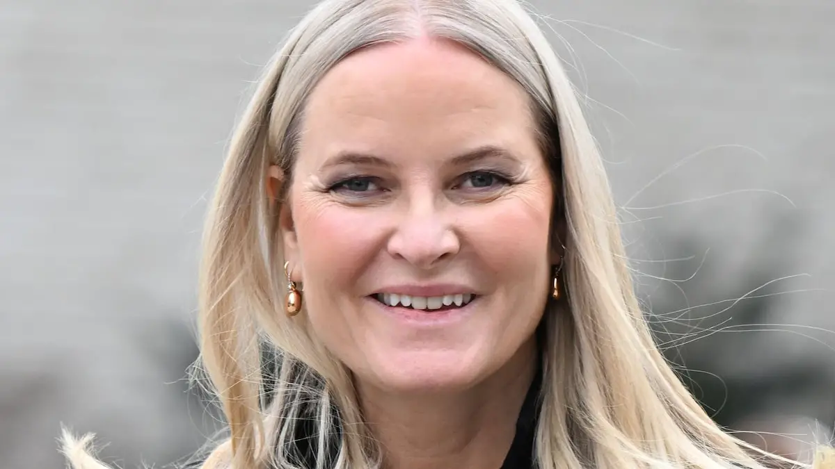 Mette-Marit de Norvège se retire d’une visite d’État en raison d’une détérioration de son état de santé et d’une controverse persistante 22 Mette-Marit de Norvège se retire d’une visite d’État en raison d’une détérioration de son état de santé et d’une controverse persistante - 21