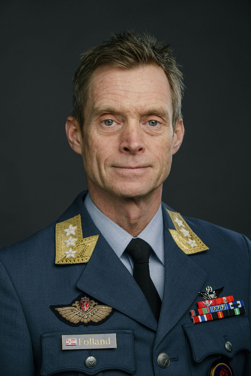 Représentant militaire - Norvège | Biographie OTAN 4 Représentant militaire - Norvège | Biographie OTAN - 3