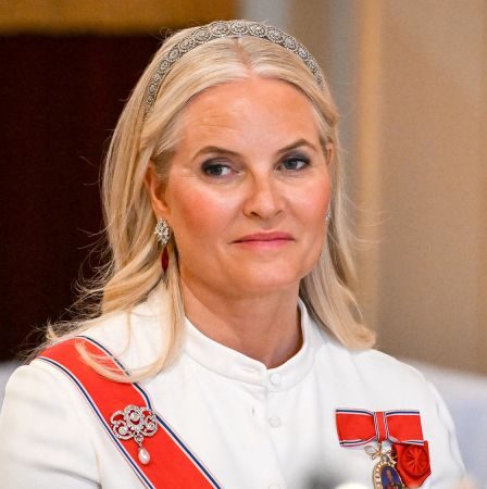 La princesse héritière de Norvège affirme avoir été « manipulée et trompée » par Epstein 8 La princesse héritière de Norvège affirme avoir été « manipulée et trompée » par Epstein - 7