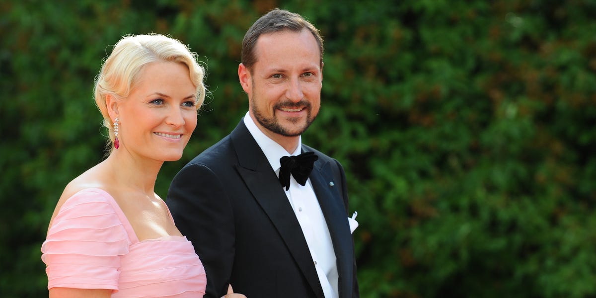 Comment le prince héritier Haakon et Mette-Marit de Norvège se sont-ils rencontrés ? 4 Comment le prince héritier Haakon et Mette-Marit de Norvège se sont-ils rencontrés ? - 3
