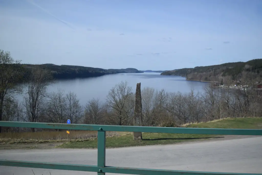 New Day Cafe - Photos de Suède et de Norvège 45 Vue sur les lacs et les forêts près de la ville d'Ed, en Norvège.