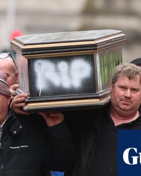 Les manifestations contre la hausse des prix du carburant sèment le chaos en Irlande et s'étendent à la Norvège | Irlande 2 Les manifestations contre la hausse des prix du carburant sèment le chaos en Irlande et s'étendent à la Norvège | Irlande - 1