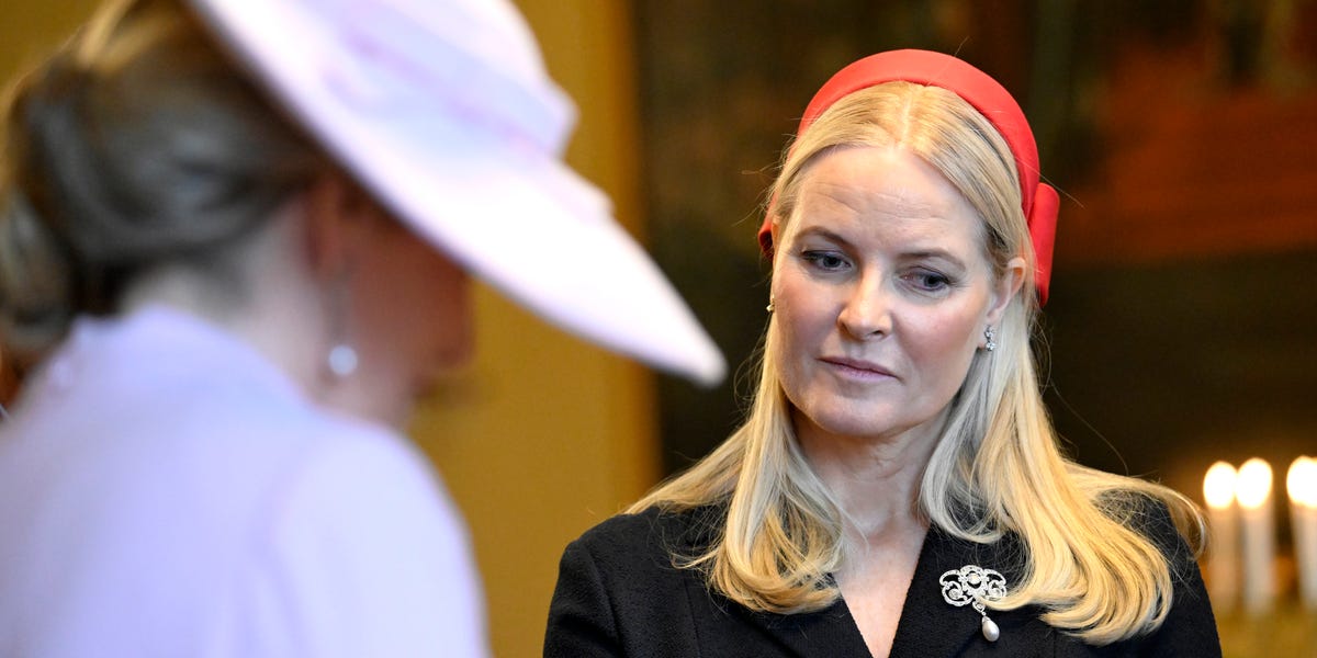 Pourquoi la princesse héritière norvégienne Mette-Marit n'a pas assisté au banquet d'État belge 4 Pourquoi la princesse héritière norvégienne Mette-Marit n'a pas assisté au banquet d'État belge - 3