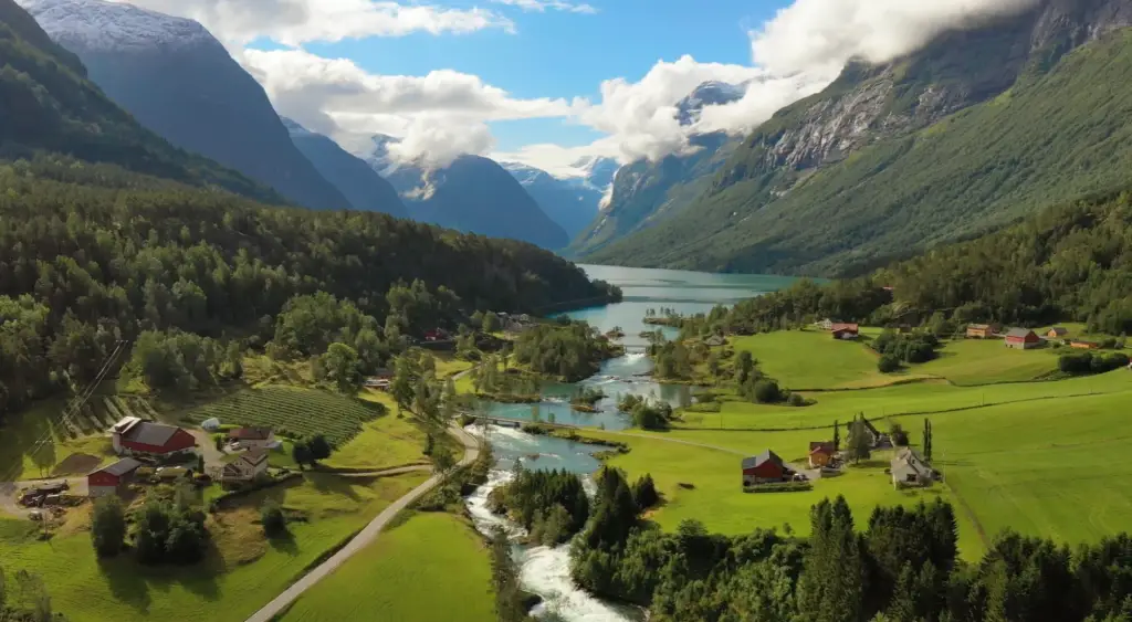 Croisière Ponant en Norvège : à quoi ressemble vraiment une croisière française dans les fjords 8 Croisière Ponant en Norvège : à quoi ressemble vraiment une croisière française dans les fjords - 7