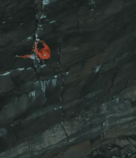 Connor Herson gravit « Recovery Drink », une voie traditionnelle cotée 5.14c sur la paroi Profile Wall en Norvège 2 Connor Herson gravit « Recovery Drink », une voie traditionnelle cotée 5.14c sur la paroi Profile Wall en Norvège - 1