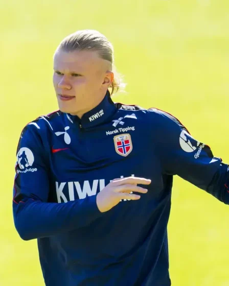 « Il doit y avoir une raison » – Le sélectionneur norvégien s'exprime sur la consultation d'Erling Haaland chez un spécialiste renommé du genou 2 « Il doit y avoir une raison » – Le sélectionneur norvégien s'exprime sur la consultation d'Erling Haaland chez un spécialiste renommé du genou - 1