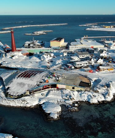 « La baleine » de Dorte Mandrup avance le long de la côte arctique norvégienne 8 « La baleine » de Dorte Mandrup avance le long de la côte arctique norvégienne - 7