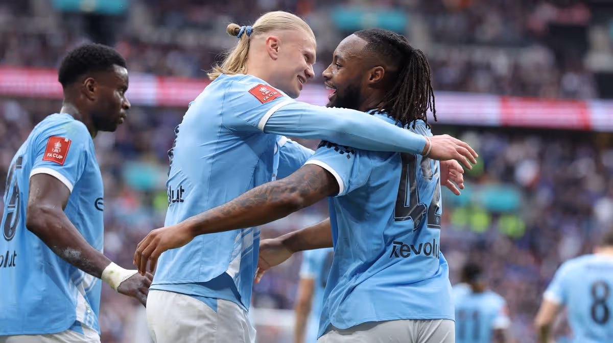 Verdict du transfert d'Antoine Semenyo à Man City rendu alors qu'Erling Haaland répond aux critiques. 4 Verdict du transfert d'Antoine Semenyo à Man City rendu alors qu'Erling Haaland répond aux critiques. - 3