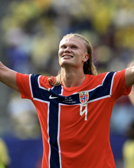 Erling Haaland confirme son statut de superstar en inscrivant un doublé lors de la victoire 2-1 de la Norvège face au Brésil 6 Erling Haaland confirme son statut de superstar en inscrivant un doublé lors de la victoire 2-1 de la Norvège face au Brésil - 5