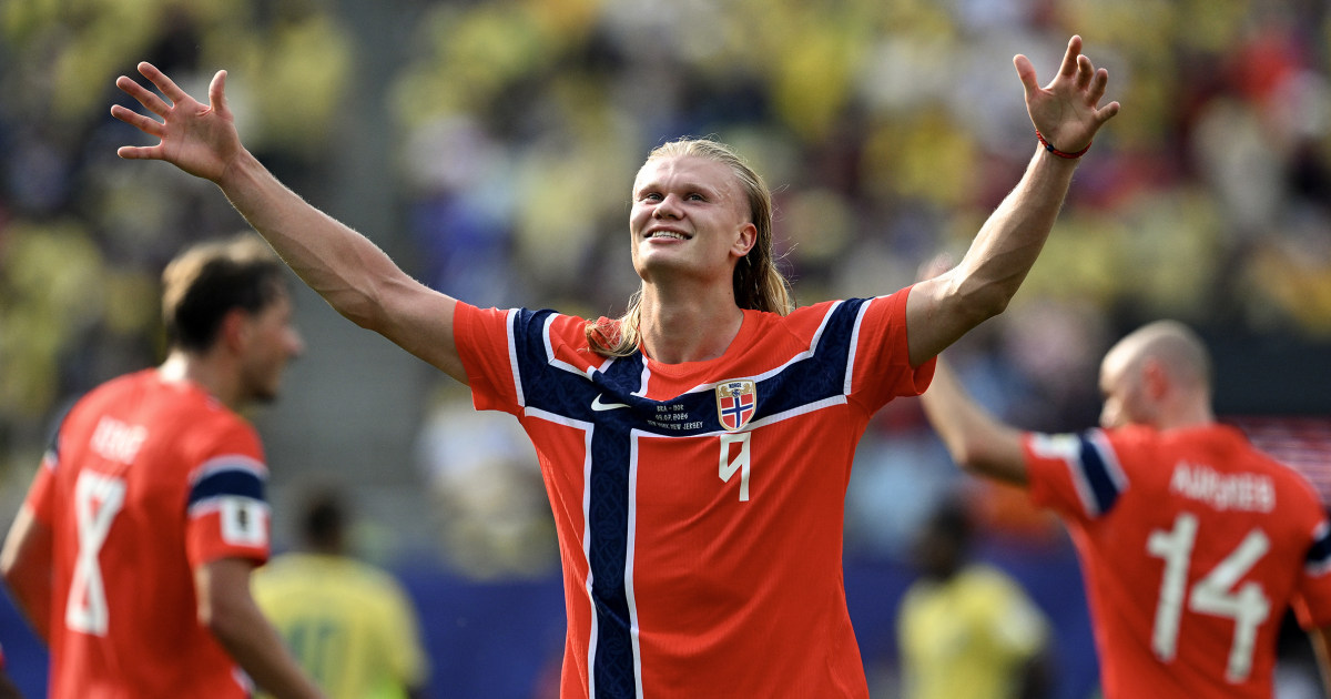 Erling Haaland confirme son statut de superstar en inscrivant un doublé lors de la victoire 2-1 de la Norvège face au Brésil 16 Erling Haaland confirme son statut de superstar en inscrivant un doublé lors de la victoire 2-1 de la Norvège face au Brésil - 15