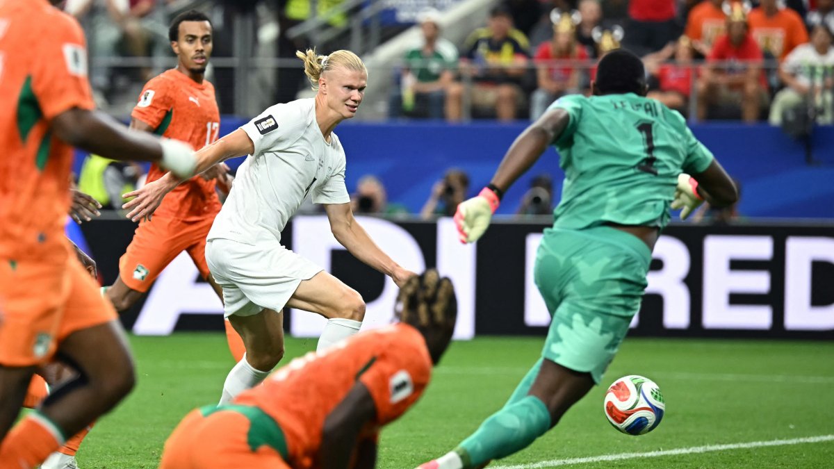 Haaland maintient la Norvège en course à la Coupe du monde grâce à son but contre la Côte d'Ivoire – NBC 5 Dallas-Fort Worth 43 Haaland maintient la Norvège en course à la Coupe du monde grâce à son but contre la Côte d'Ivoire – NBC 5 Dallas-Fort Worth - 42