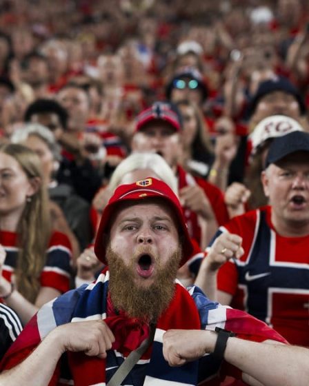 Coupe du monde de la FIFA : le chant viral norvégien « Viking row » fait son apparition dans le nord du Texas 2 Coupe du monde de la FIFA : le chant viral norvégien « Viking row » fait son apparition dans le nord du Texas - 1