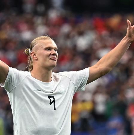 Pourquoi tout le monde adore Erling Haaland, l'imposant attaquant blond norvégien 5 Pourquoi tout le monde adore Erling Haaland, l'imposant attaquant blond norvégien - 4