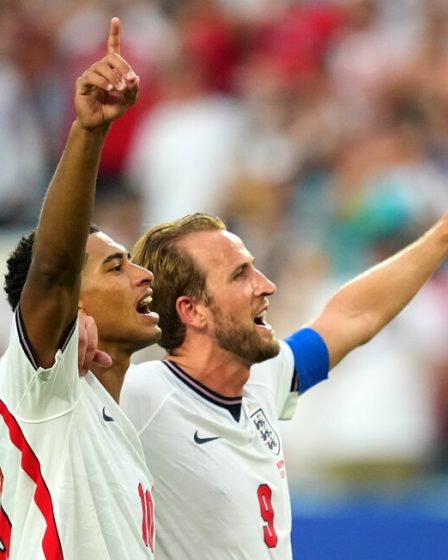 Bellingham marque deux buts et l'Angleterre bat la Norvège 2-1 pour se qualifier pour les demi-finales de la Coupe du monde 30 Bellingham marque deux buts et l'Angleterre bat la Norvège 2-1 pour se qualifier pour les demi-finales de la Coupe du monde - 29